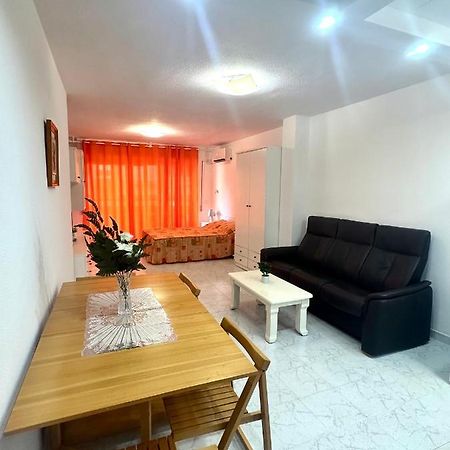 Estudio A 1 Minuto De La Playa Apartment Torrevieja Exterior foto