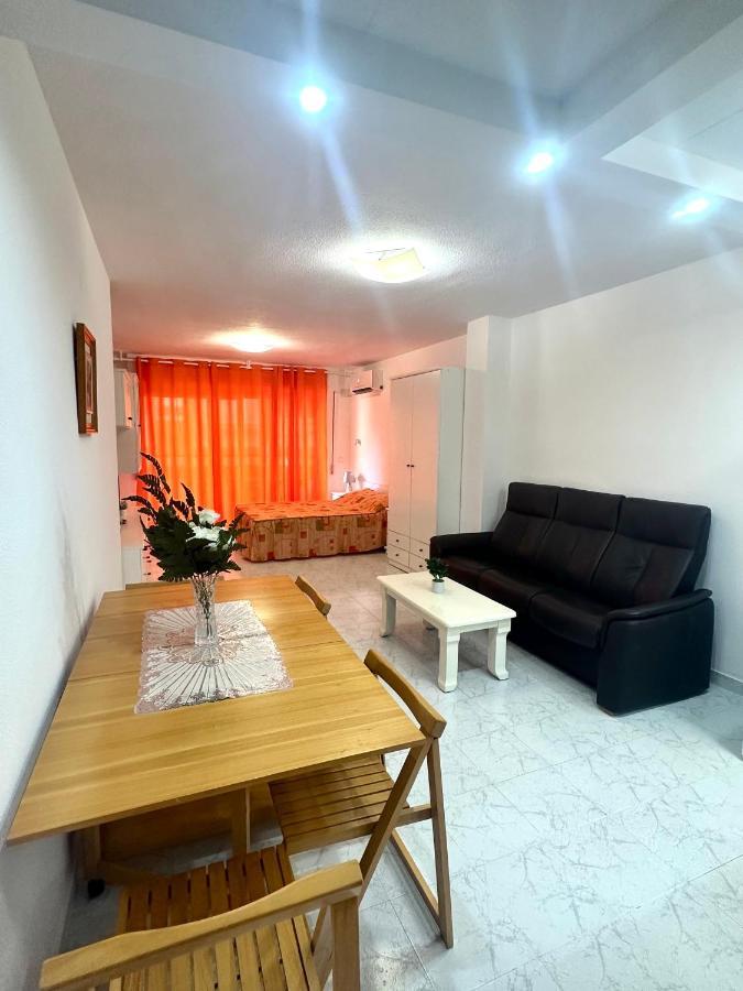 Estudio A 1 Minuto De La Playa Apartment Torrevieja Exterior foto